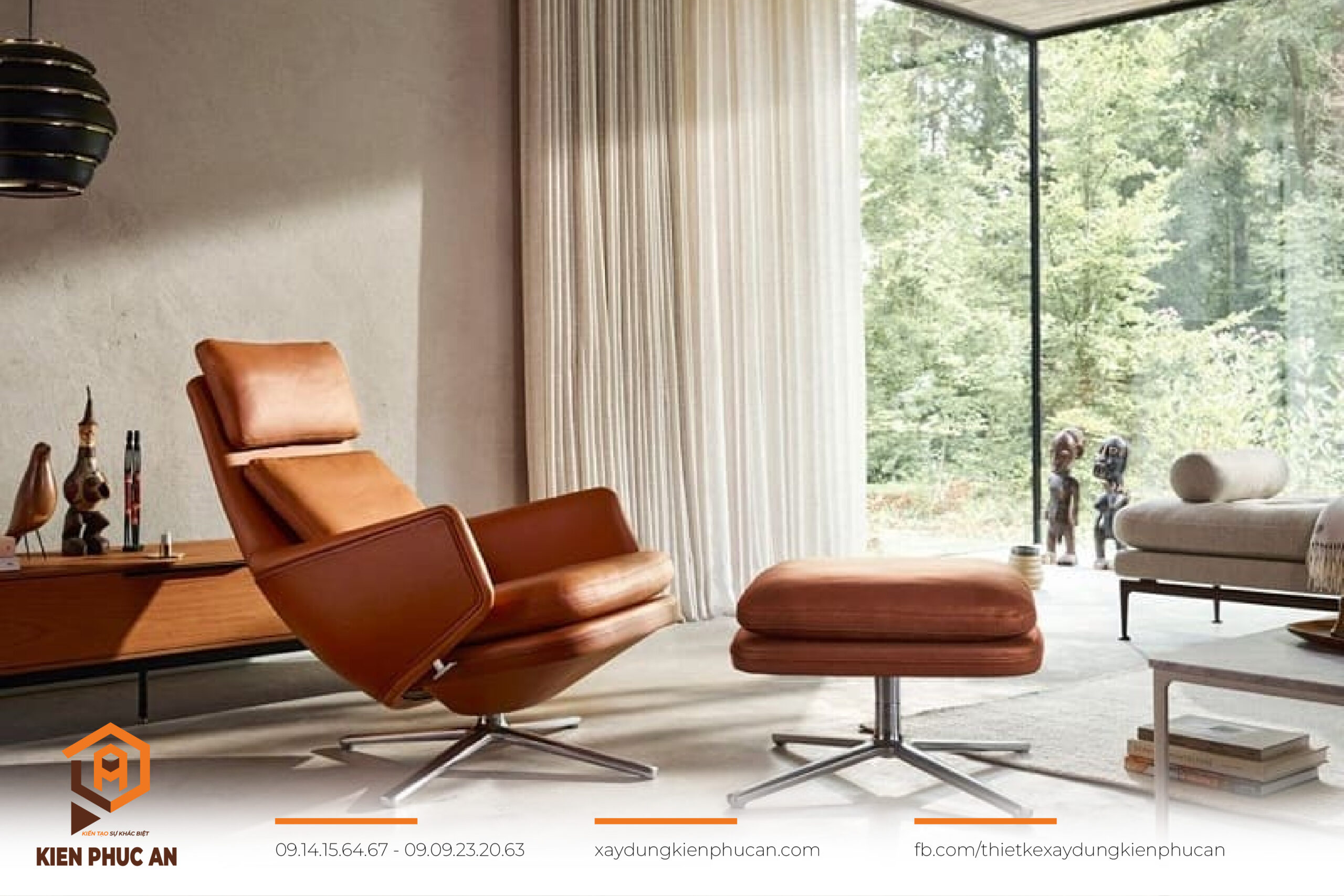 Phòng khách với ghế đơn thư giãn